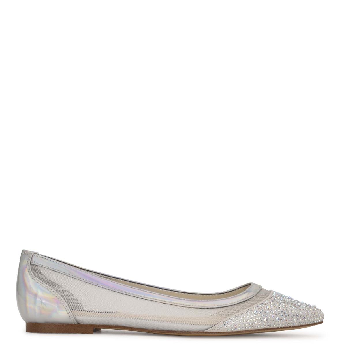 Beige / Silver Women\'s Nine West Bogus Pointy Toe Ballet Flats | IHXD59784