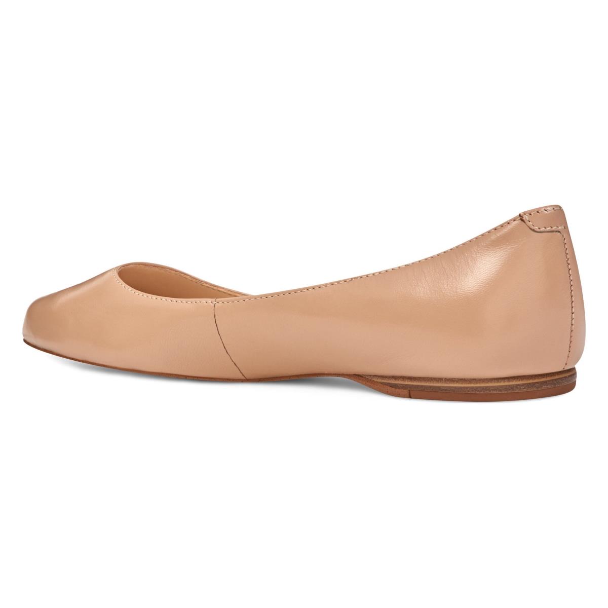 Beige Women's Nine West Speakup Almond Toe Flats | VOAM93580