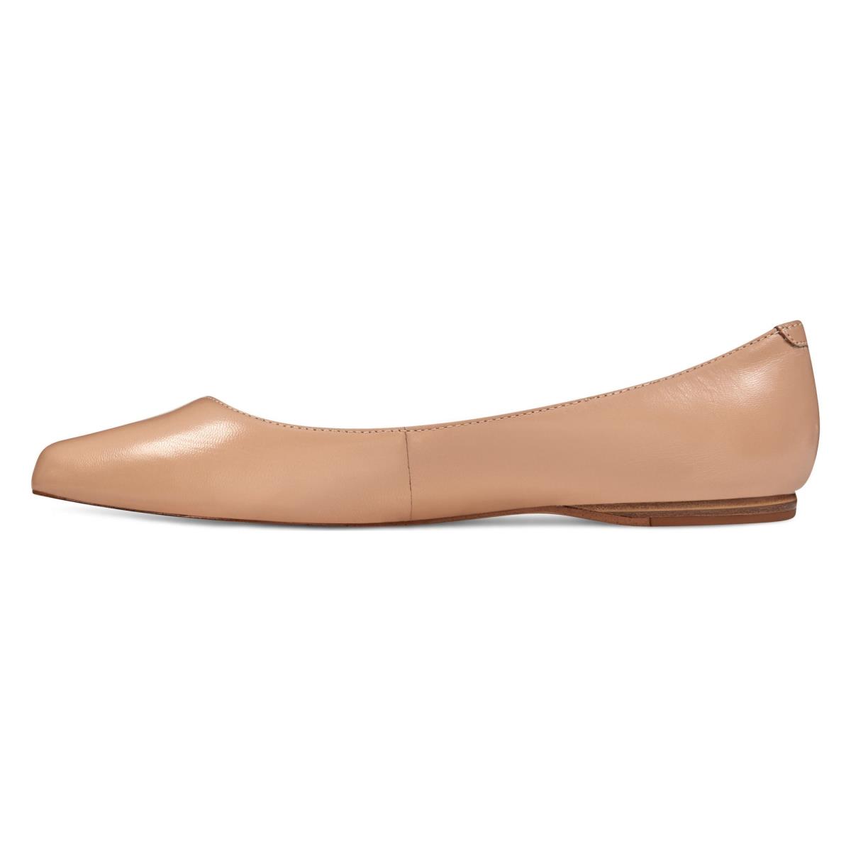 Beige Women's Nine West Speakup Almond Toe Flats | VOAM93580