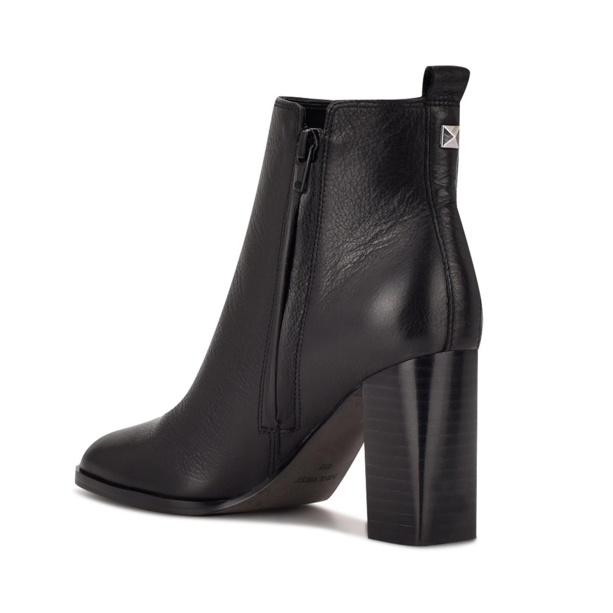 Black Women's Nine West Dips Block Heel Booties | GDJI46798