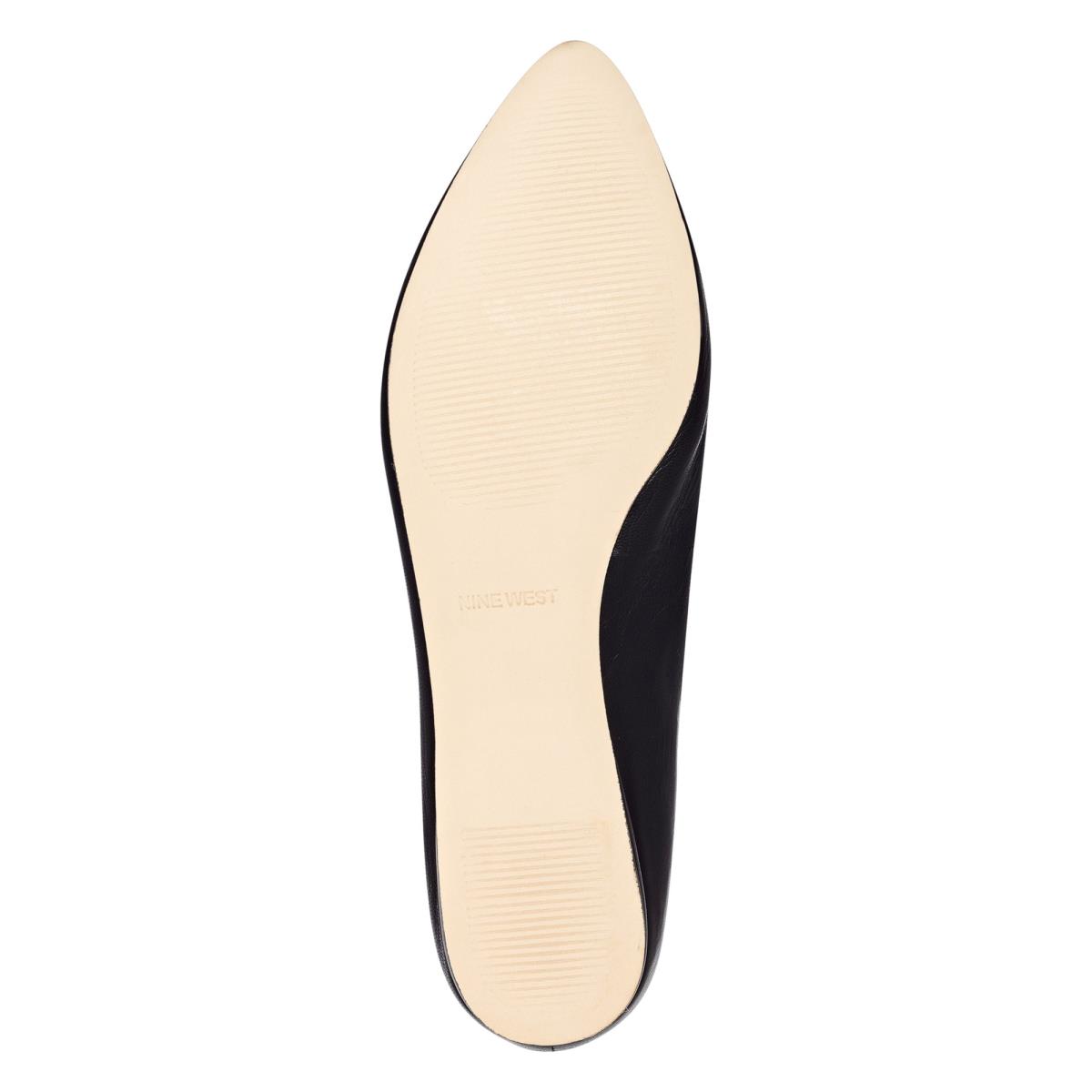 Black Women's Nine West Speakup Almond Toe Flats | WEQK46908