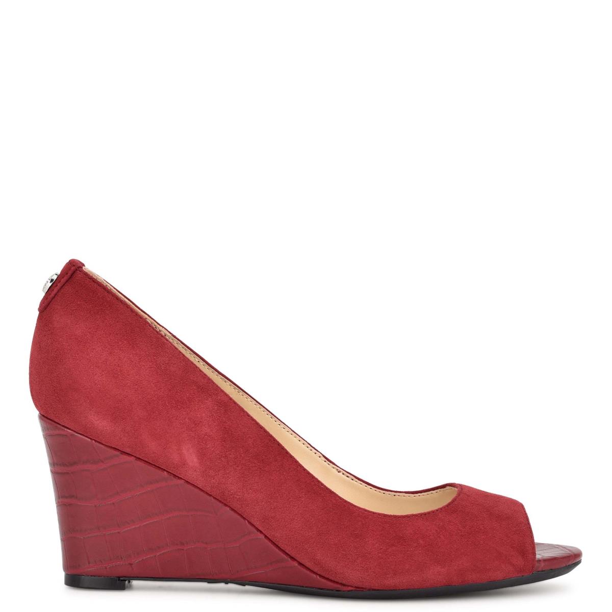 Burgundy Women\'s Nine West Cape 9x9 Dress Wedges | HCIB56120