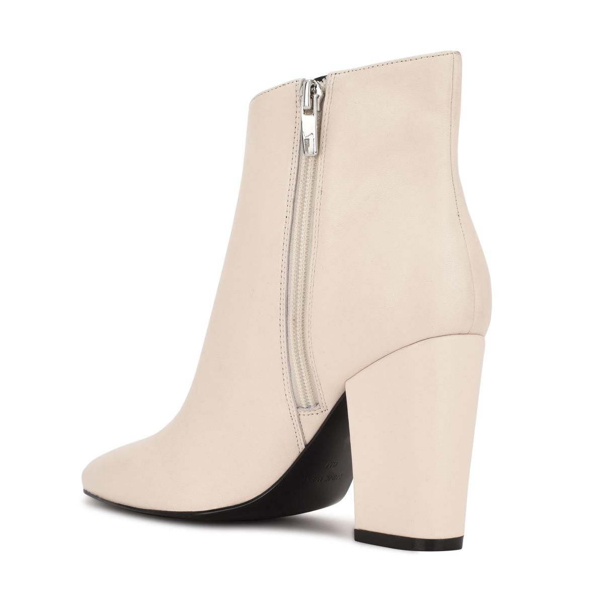 Cream Women's Nine West Glorya Heeled Booties | DBMJ72089