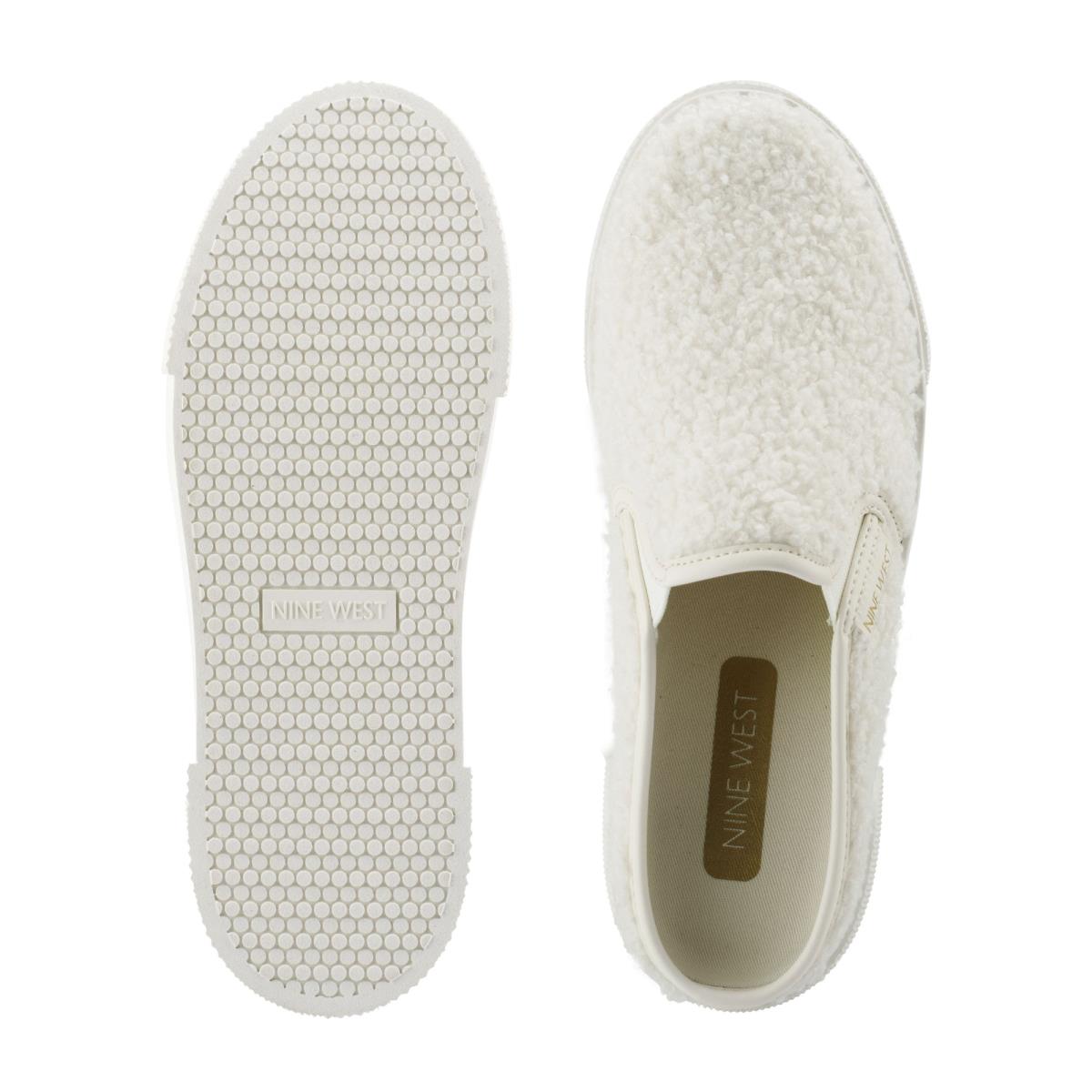 Cream Women's Nine West Hayzel Slip On Sneaker | RJZN32680