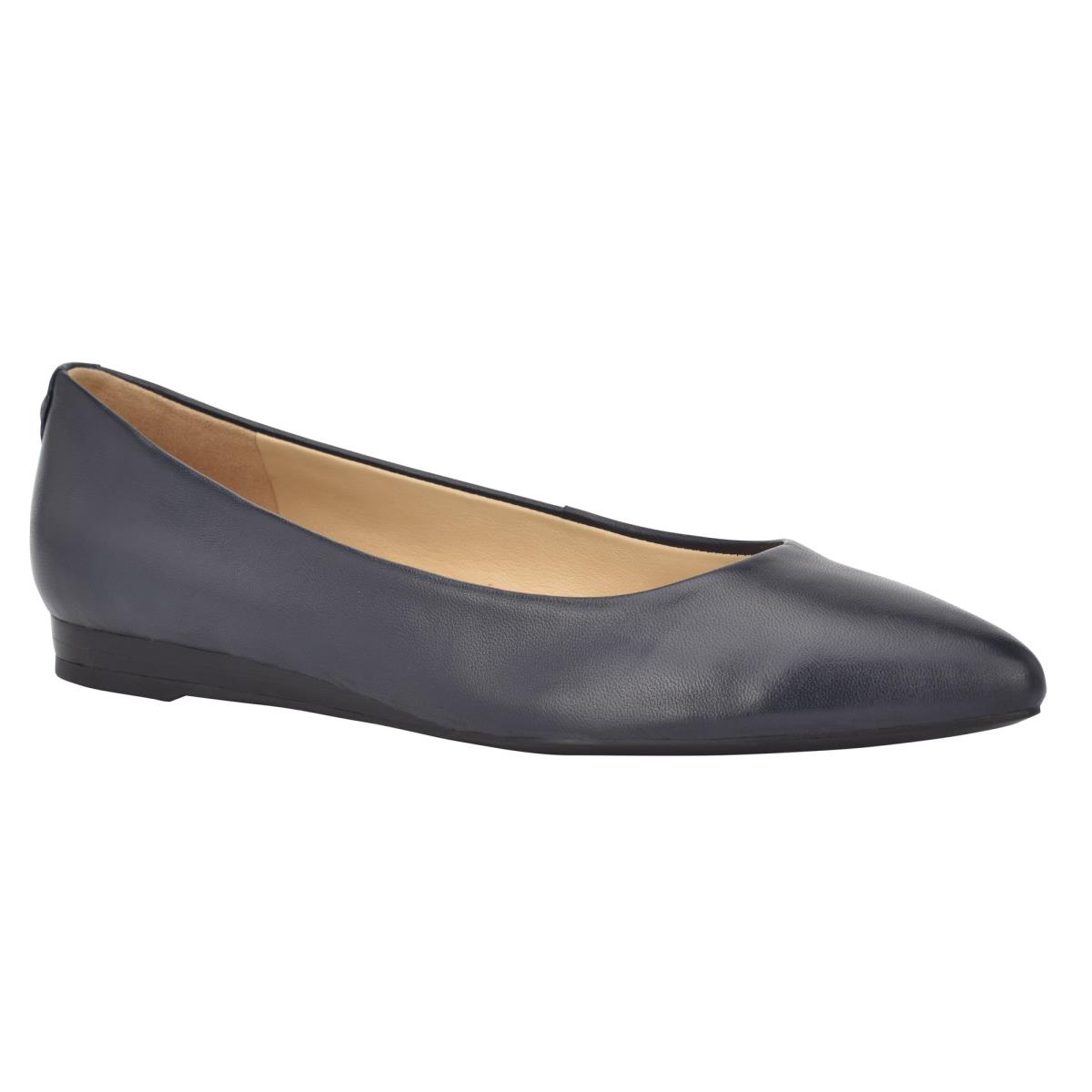 Navy Women's Nine West Ferdi 9x9 Pointy Toe Flats | AEYP37125