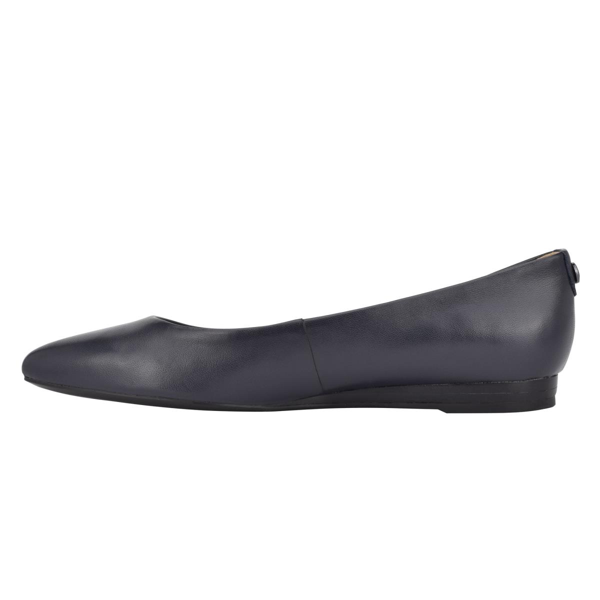 Navy Women's Nine West Ferdi 9x9 Pointy Toe Flats | AEYP37125