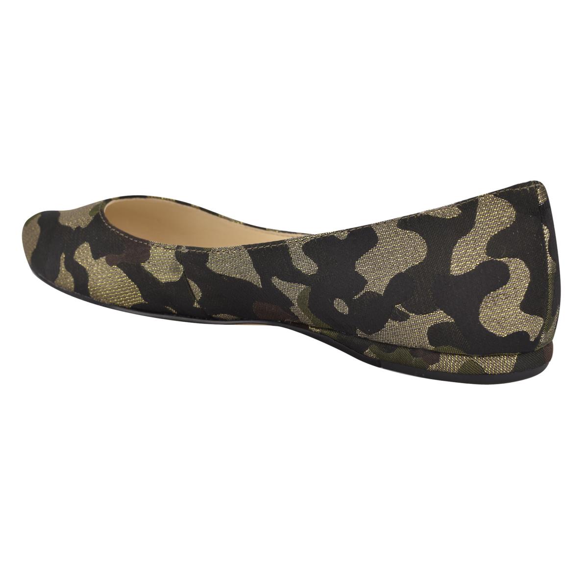 Olive Women's Nine West Speakup Almond Toe Ballet Flats | DXUK89543