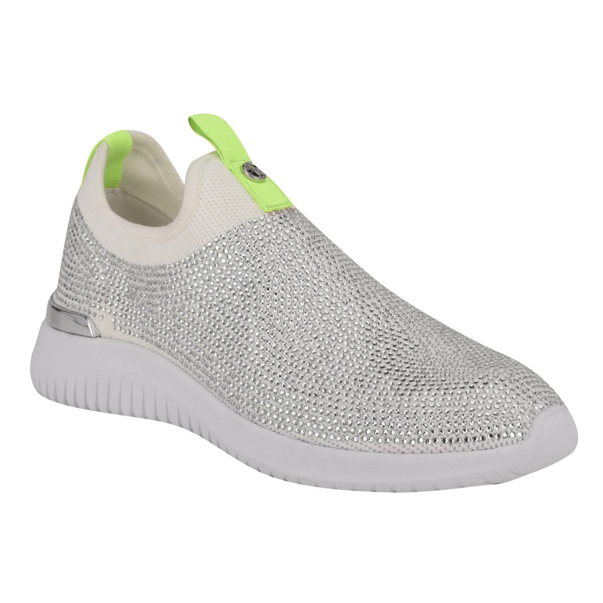 White Women's Nine West Miya Slip On Sneakers | WRAU98730