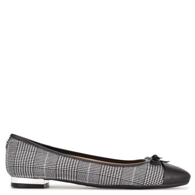 Black / White Women's Nine West Olly 9x9 Ballet Ballet Flats | OZBK04129